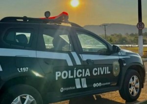Homem agride companheira durante almoço em família e bebê acaba atingido