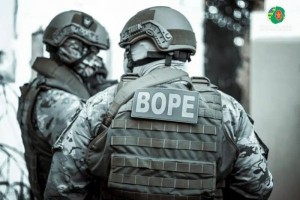 Assaltante de banco morre em troca de tiros e Bope é chamado para detonar explosivos