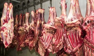 China suspende três frigoríficos brasileiros após irregularidades