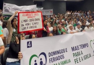 Proposta para fechar supermercados aos domingos e feriados avança em Goianésia