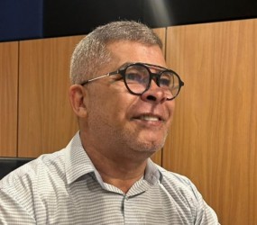 Ensino superior, pesquisa e qualificação marcam debate sobre educação