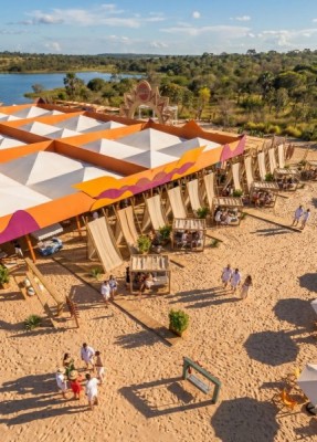 Rancho Deboxe estreia na Praia dos Índios e amplia programação da temporada de Aruanã com shows, esporte e gastronomia